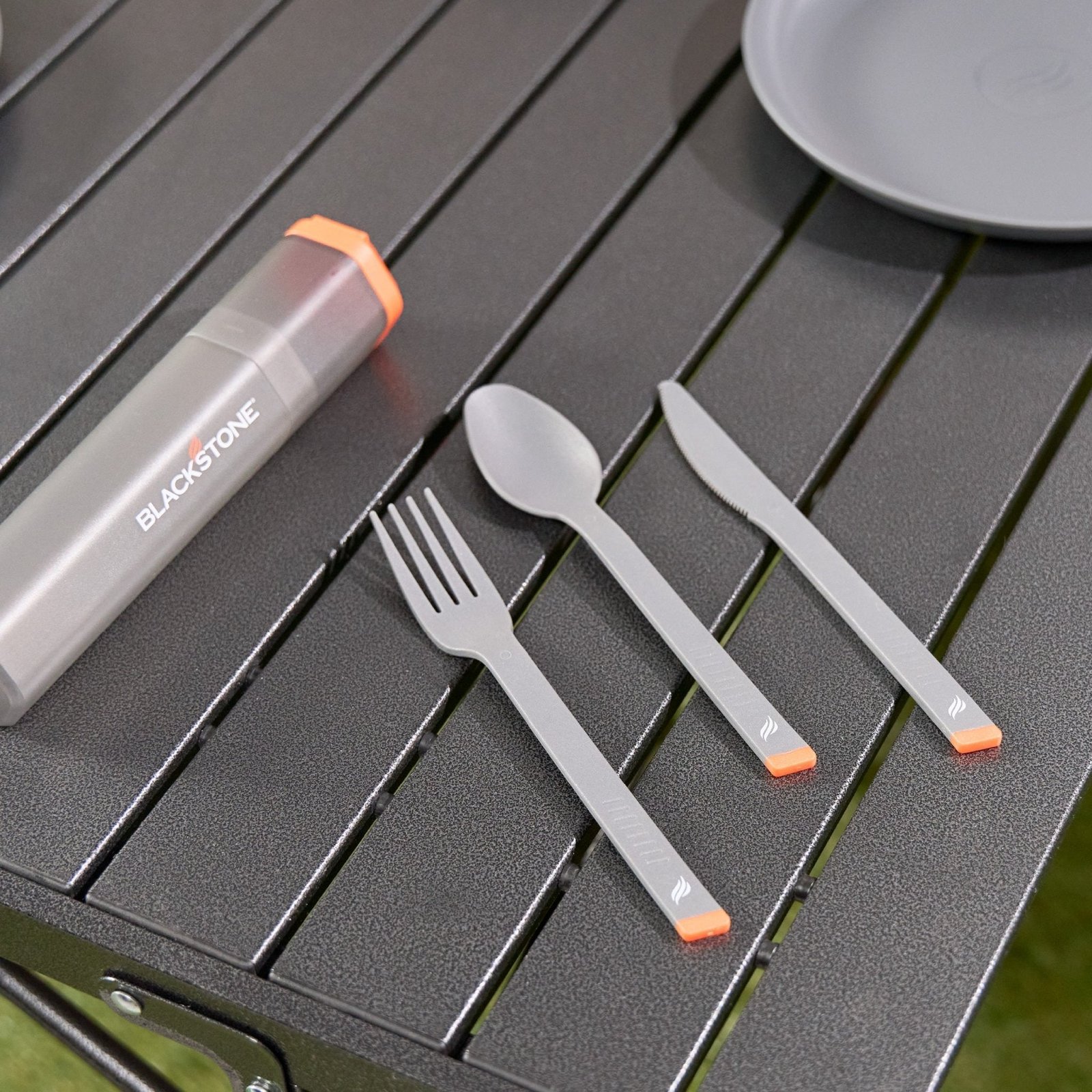camp-utensils-4-sets-5451799.jpg