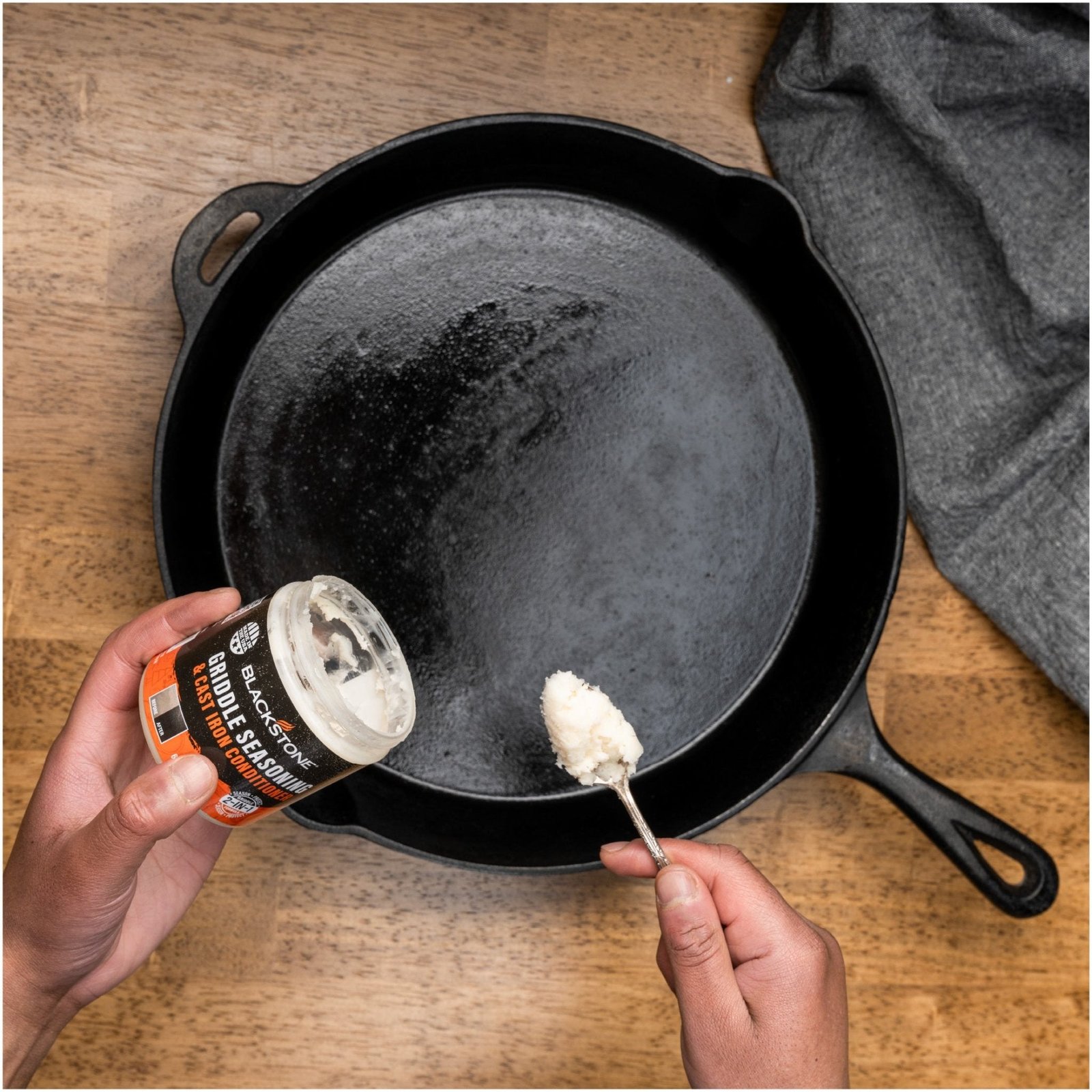 griddle-seasoning-cast-iron-conditioner-65-oz-7478887.jpg