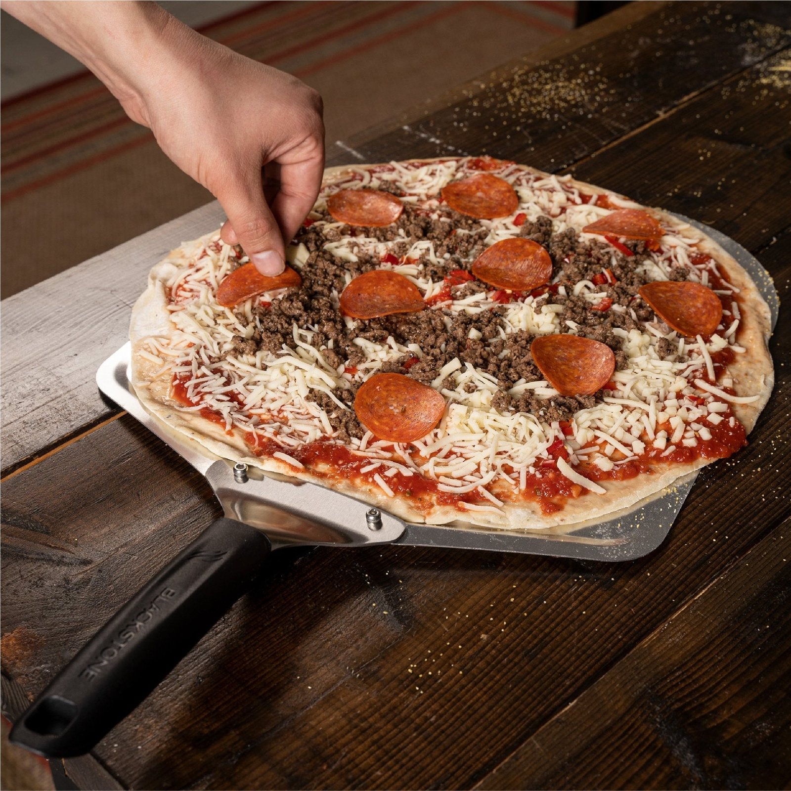 pizza-peel-8604210.jpg
